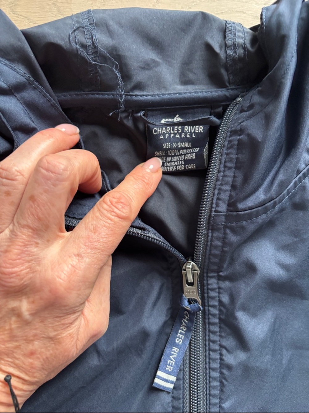 Windbreaker - Picture 3 of 6